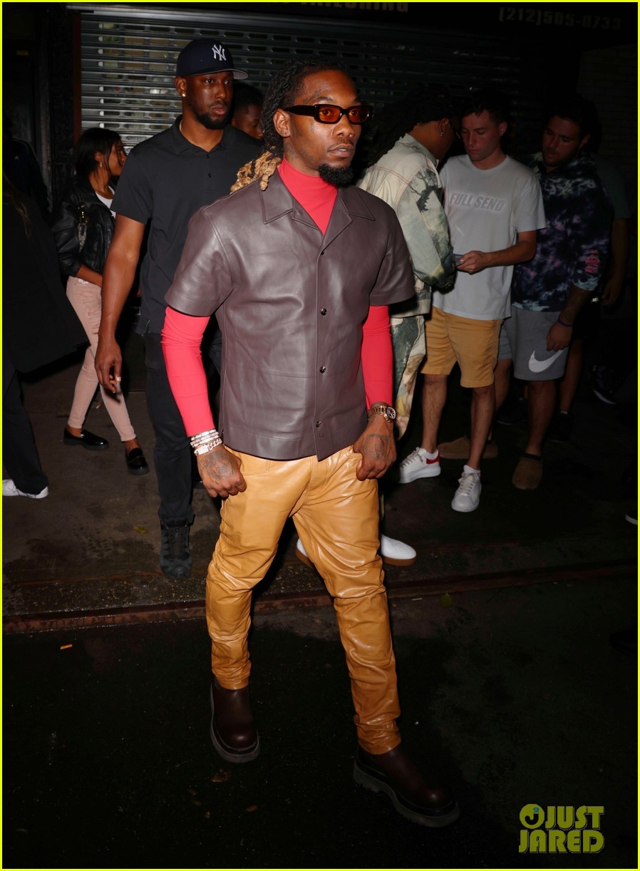 Rihanna Joins Justin Bieber, Madonna & More Scooter Braun's Star