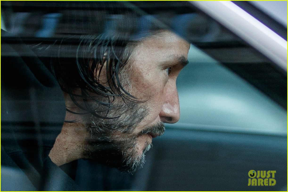 keanu reeves out in berlin after matrix title revealed 024617859