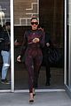 khloe kardashian skintight bodysuit filming kris jenner 33