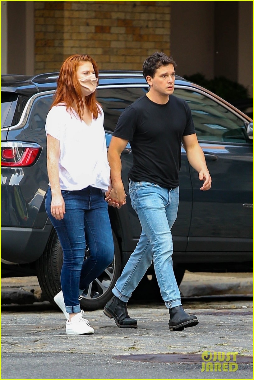 Rose Leslie and Kit Harrington – Out for a walk