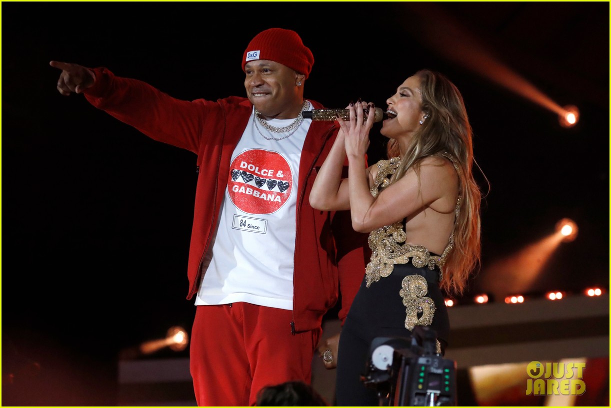 Photo: jennifer lopez lizzo perform at global citizen live 51 | Photo