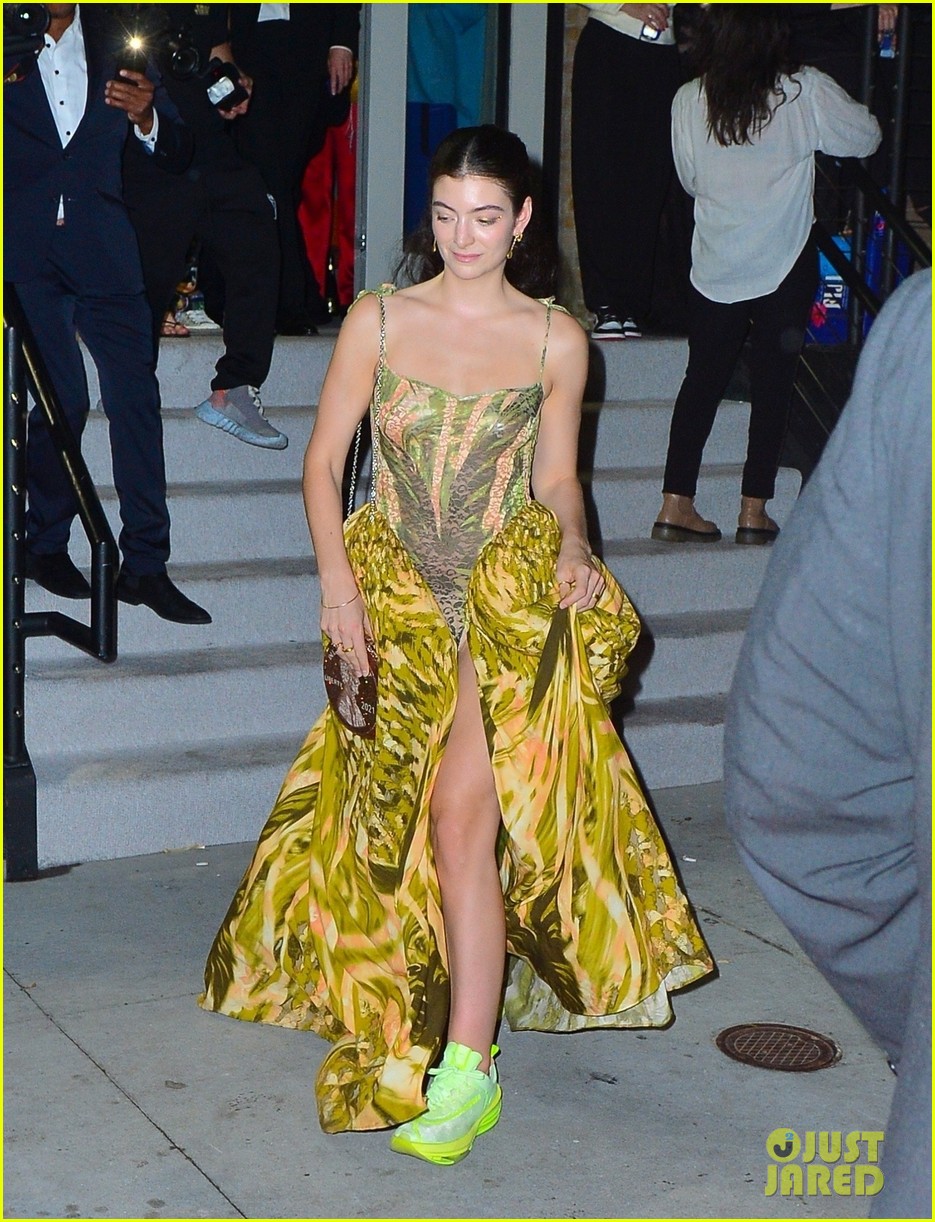 Lorde, Grimes, Chance the Rapper & More Attend Rihanna's Met Gala 2021