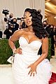 megan thee stallion blows a kiss for the cameras met gala 01