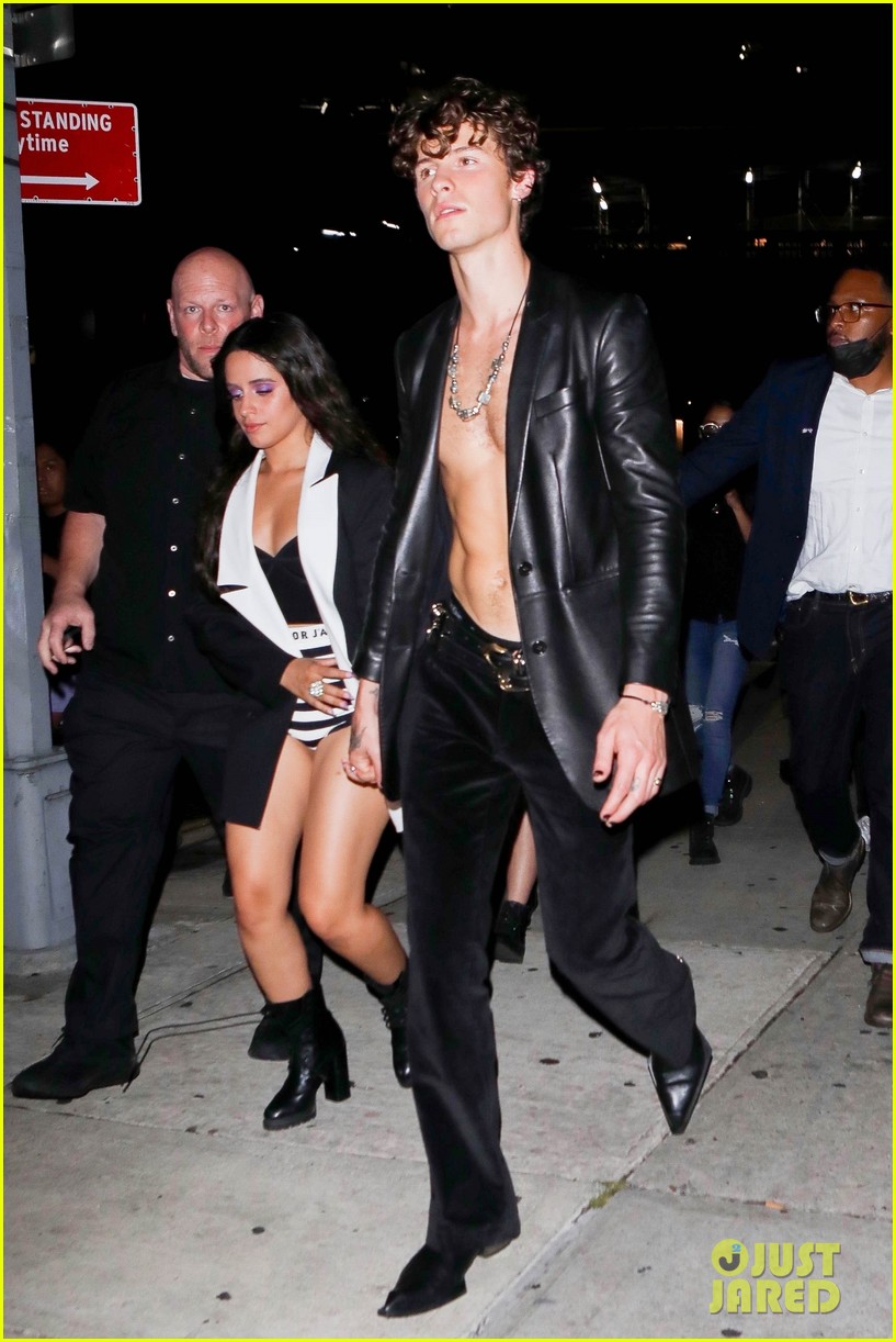 Shawn Mendes & Camila Cabello Stay Close Arriving at Met Gala 2021