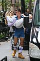 sarah jessica parker carried by hunky man on and just like that set 13