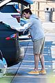 jason sudeikis washing his car 26