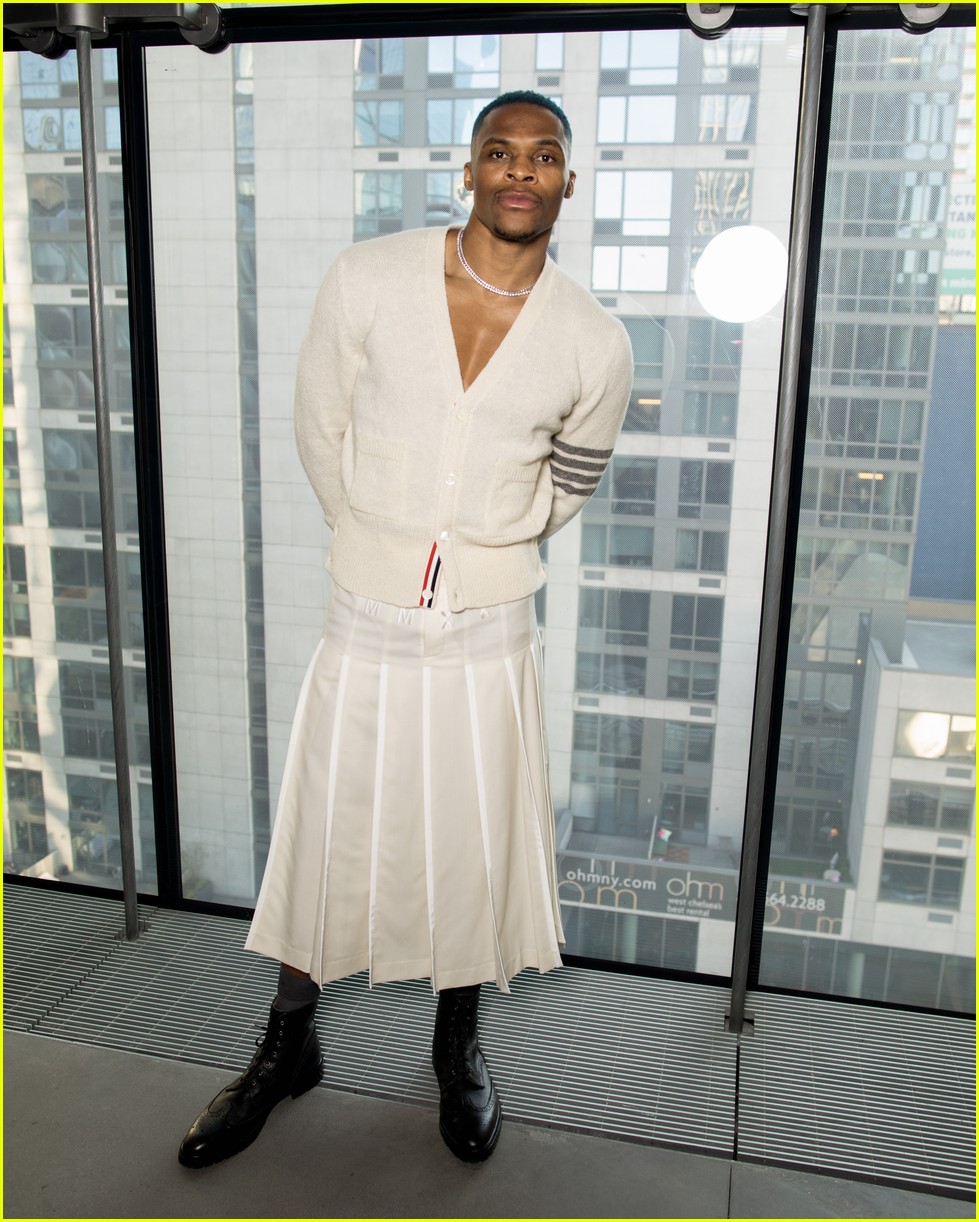 Hailee Steinfeld, Lee Pace, & Many More Stars Attended the Thom Browne