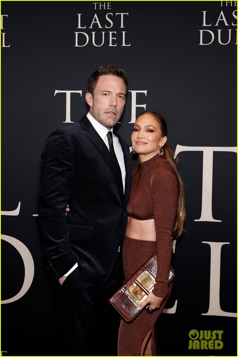 Jennifer Lopez Supports Boyfriend Ben Affleck at New York Premiere of