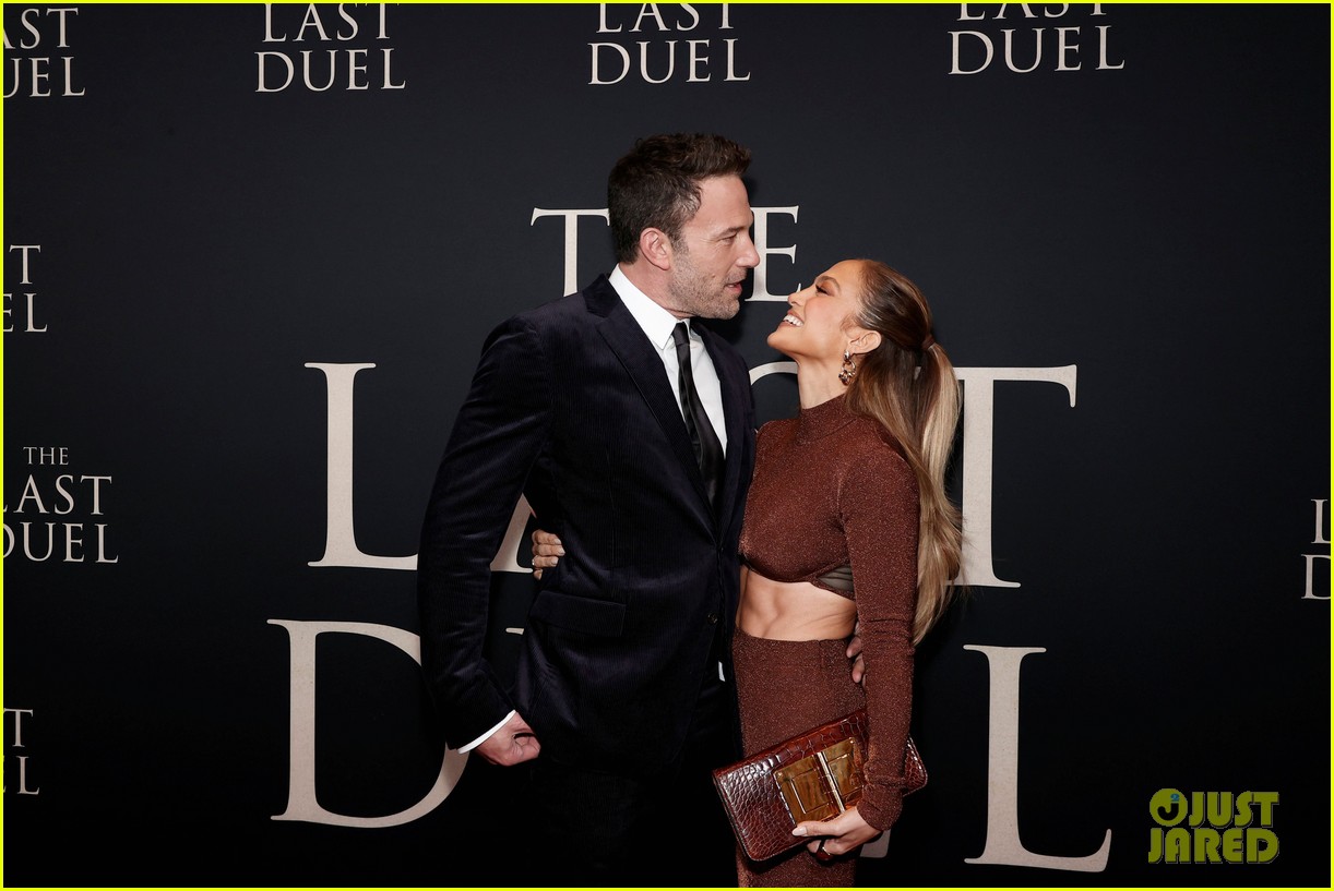 Jennifer Lopez Supports Boyfriend Ben Affleck at New York Premiere of