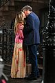 sarah jessica parker jon tenney kiss and just like that 10