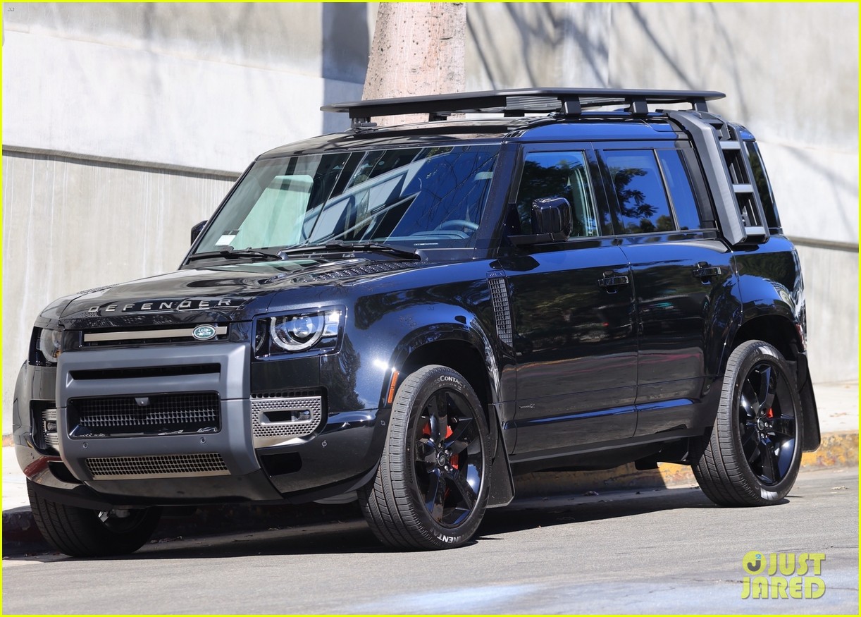 Photo justin bieber hailey bieber saturday morning brunch 20 Photo