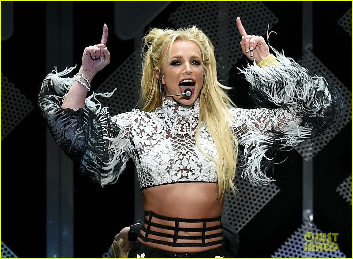 britney spears says family hurt her deeper 034650929