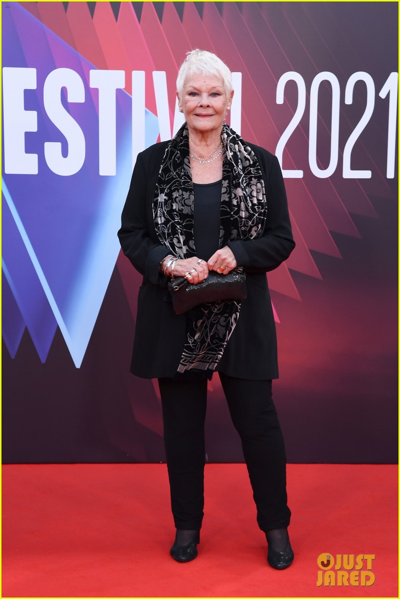 Photo: caitriona balfe belfast premiere 06 | Photo 4642579 | Just Jared