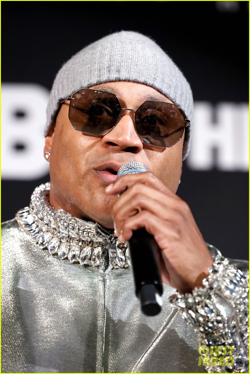 LL Cool J Performs with Jennifer Lopez & Eminem at Rock & Roll Hall of Fame Induction Ceremony