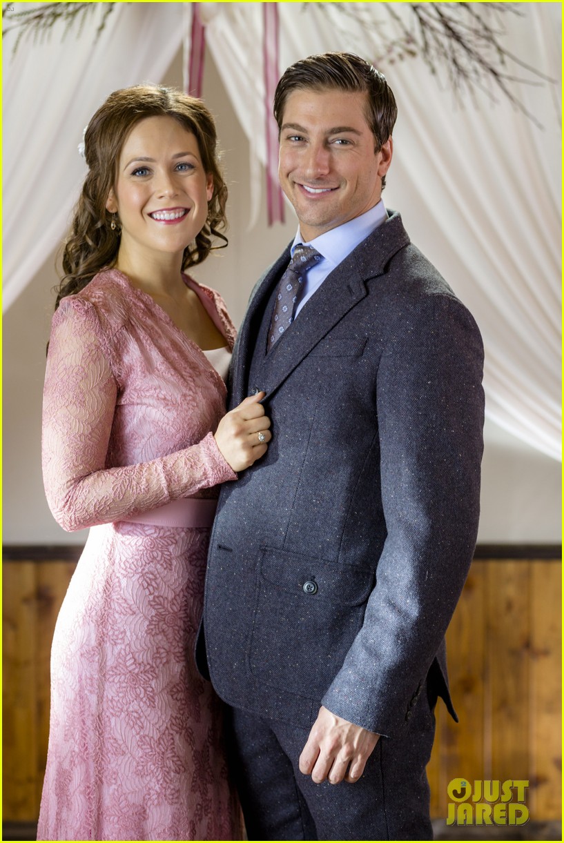 'When Calls The Heart' Fan Favorite Daniel Lissing To Return as Jack