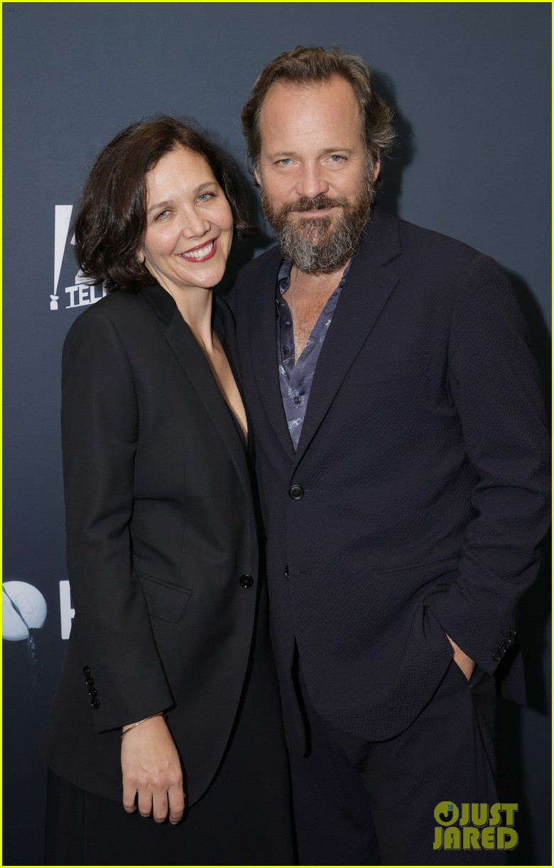 Michael Keaton, Kaitlyn Dever & Rosario Dawson Premiere 'Dopesick' in