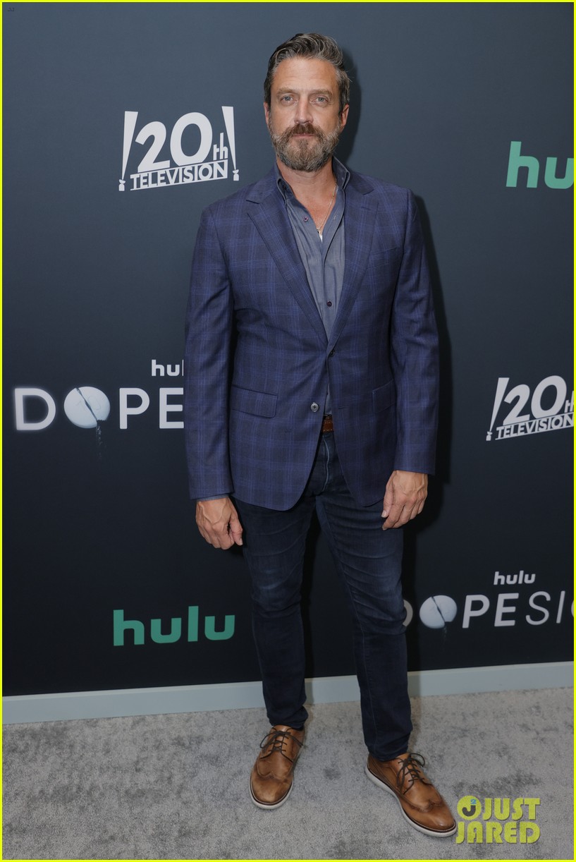 Michael Keaton, Kaitlyn Dever & Rosario Dawson Premiere 'Dopesick' in