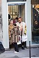 gossip girl cast shopping in paris 16