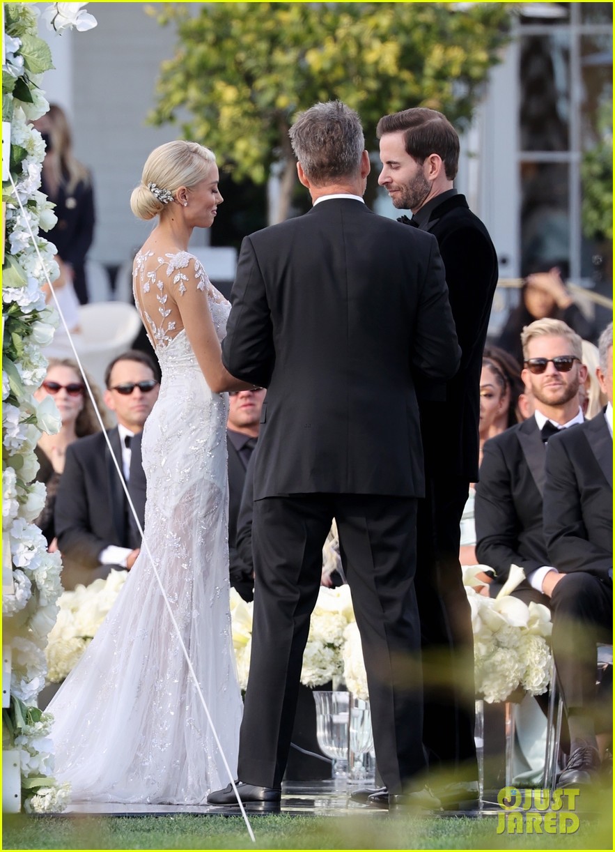 Look Inside Heather Rae Young & Tarek El Moussa's Wedding in Santa