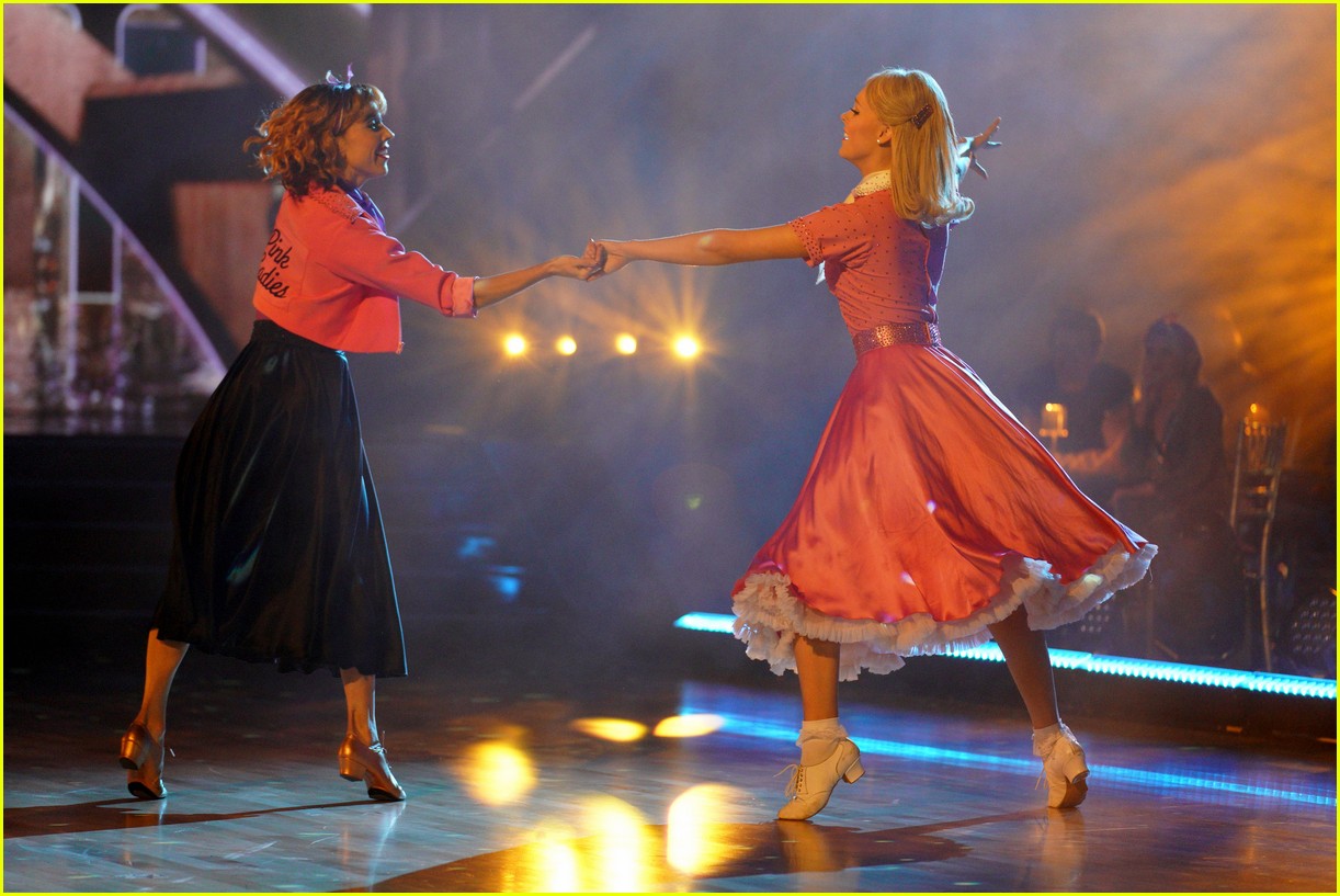 JoJo Siwa Receives First Perfect Score of the Season on 'DWTS' Grease