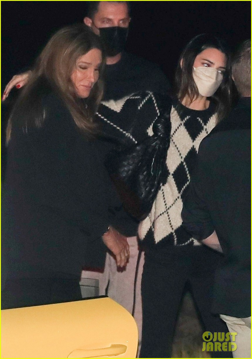 kendall jenner caitlyn step out dinner at nobu 014640352