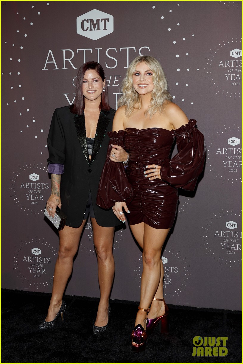 lady a cassadee pope morgan evans more cmt aoty 02