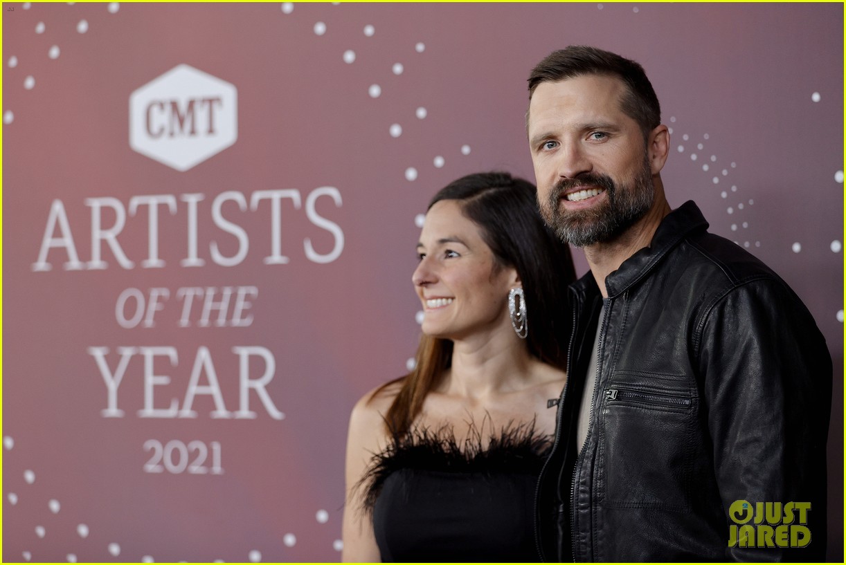 lady a cassadee pope morgan evans more cmt aoty 21