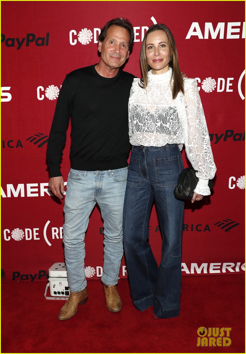 Beanie Feldstein & Lea Michele Attend Same Event Hours After 'Funny