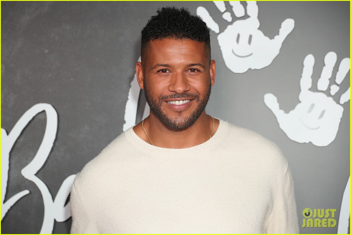 Malin Akerman & Husband Jack Donnelly Couple Up for AdoptTogether's