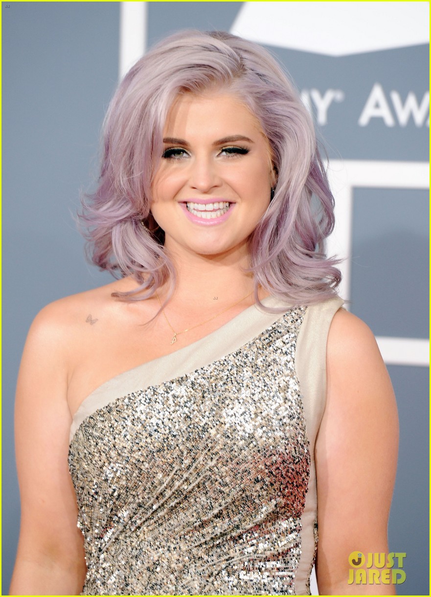 Kelly Osbourne Celebrates Her Birthday & Five Months Of Sobriety: Photo