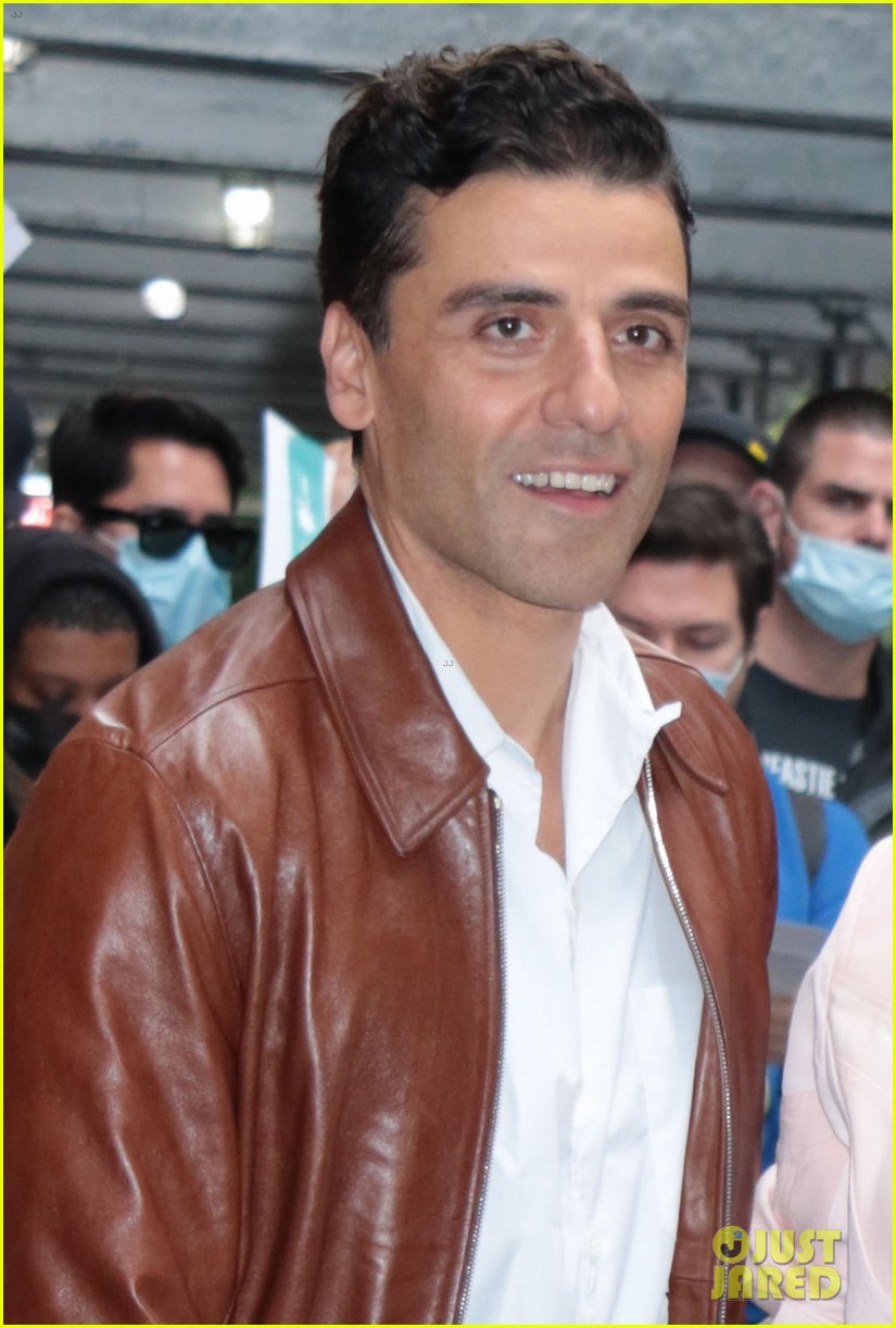 oscar isaac jessica chastain view nyc 034642665