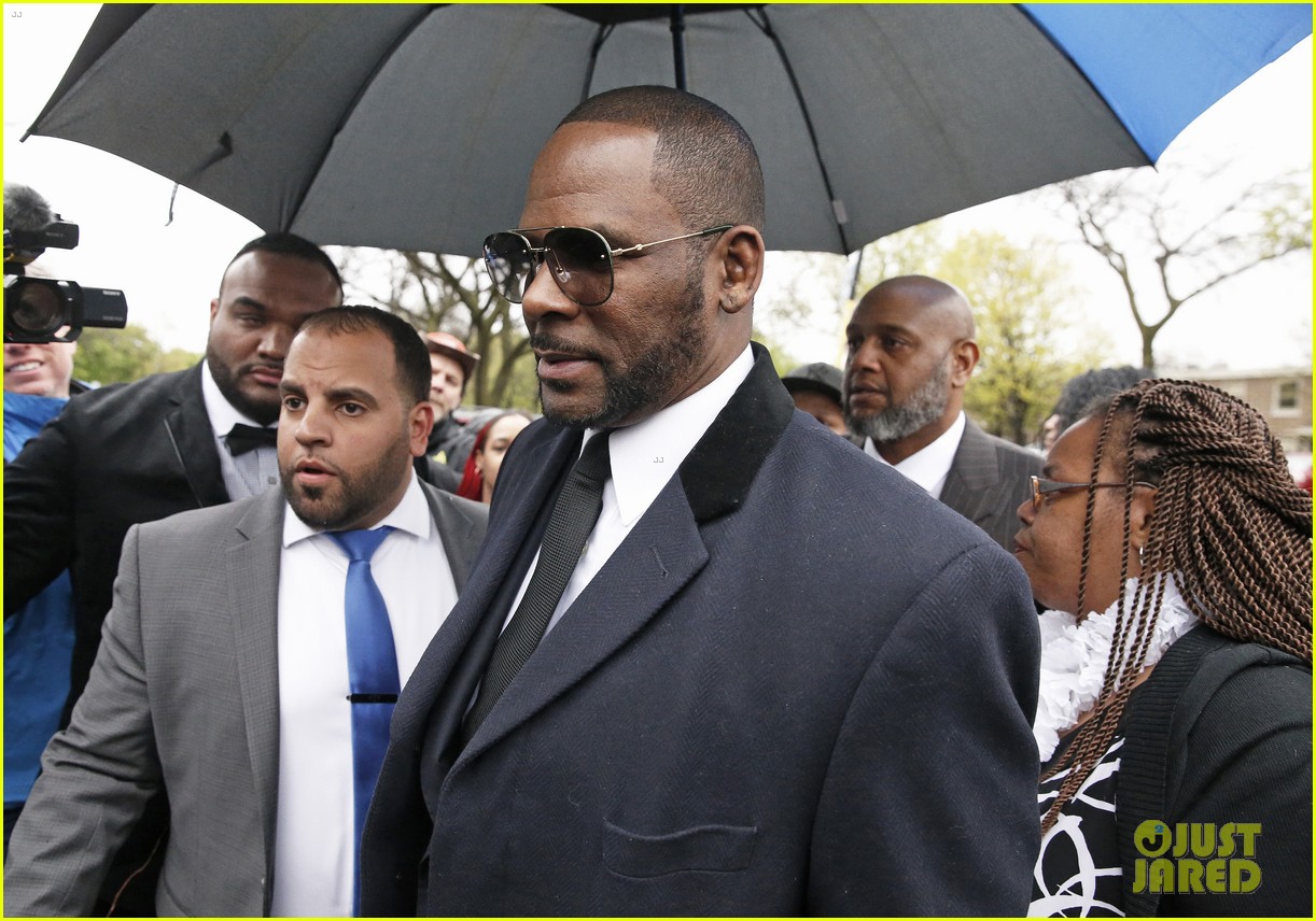 r kelly found guilty sex trafficking 024640391