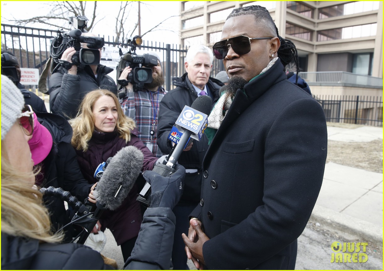 r kelly found guilty sex trafficking 064640395