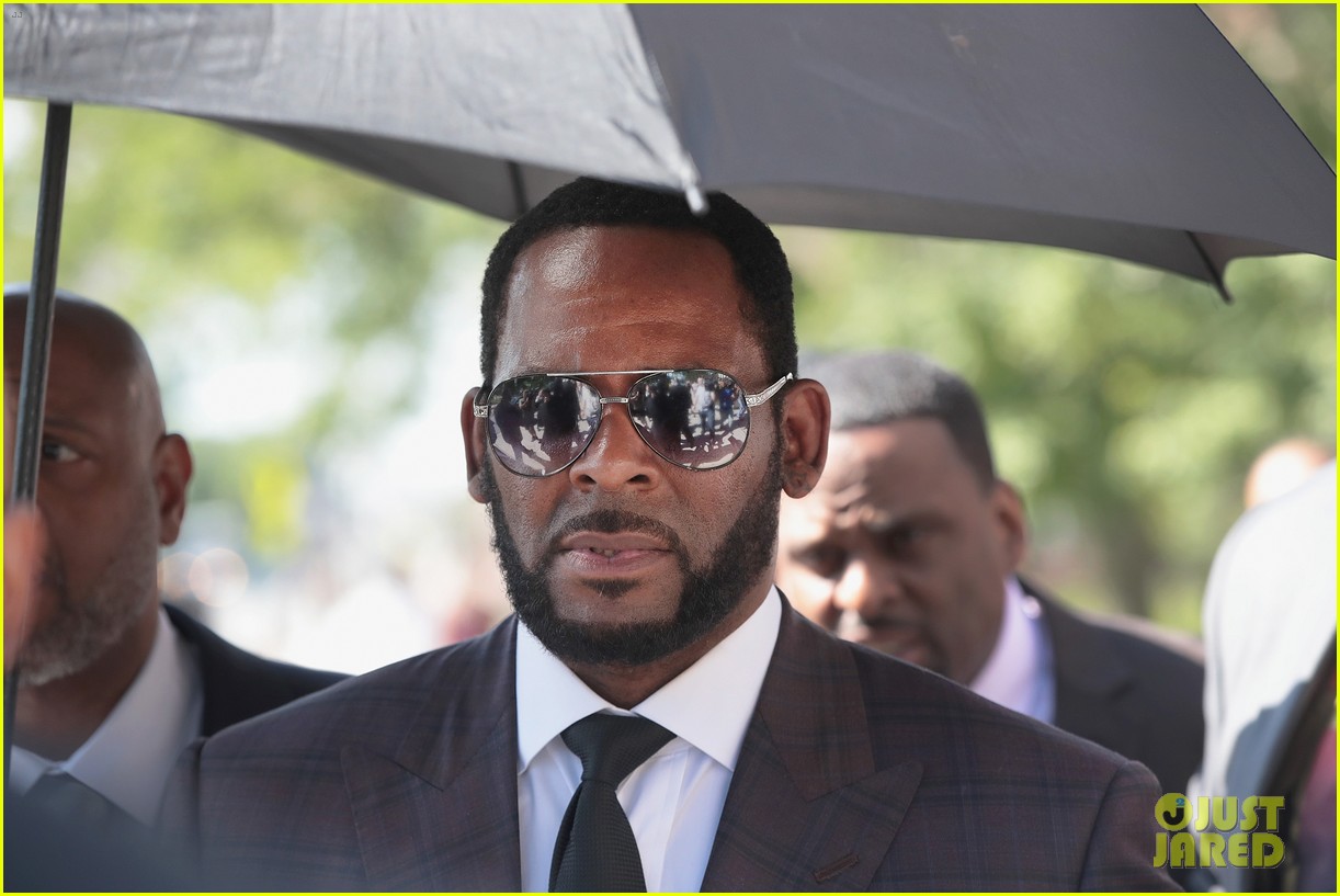 r kelly found guilty sex trafficking 104640399