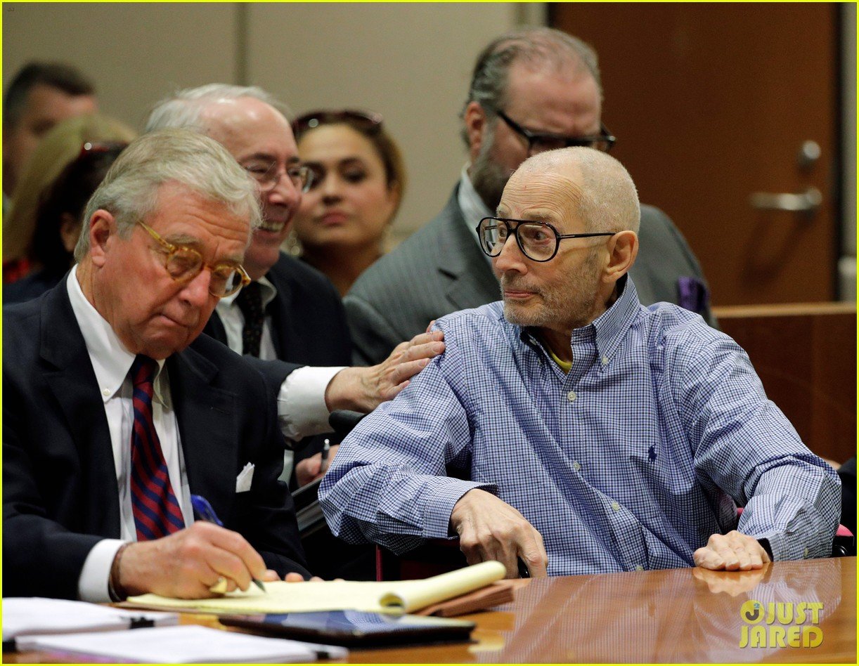 robert durst charged with murder wife kathie 014648820