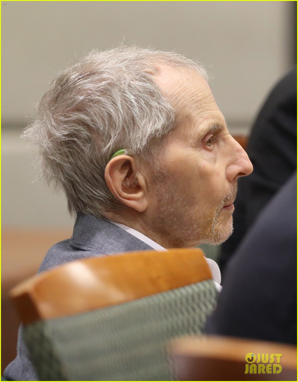robert durst charged with murder wife kathie 024648821