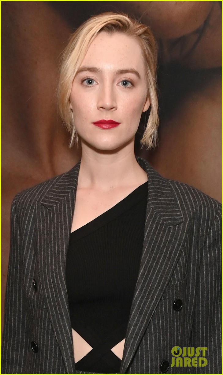Saoirse Ronan Suits Up for the Press Performance of 'Tragedy of Macbeth