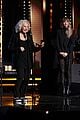 taylor swift honors carole king at rock roll hall of fame 02