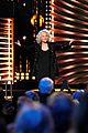 taylor swift honors carole king at rock roll hall of fame 30