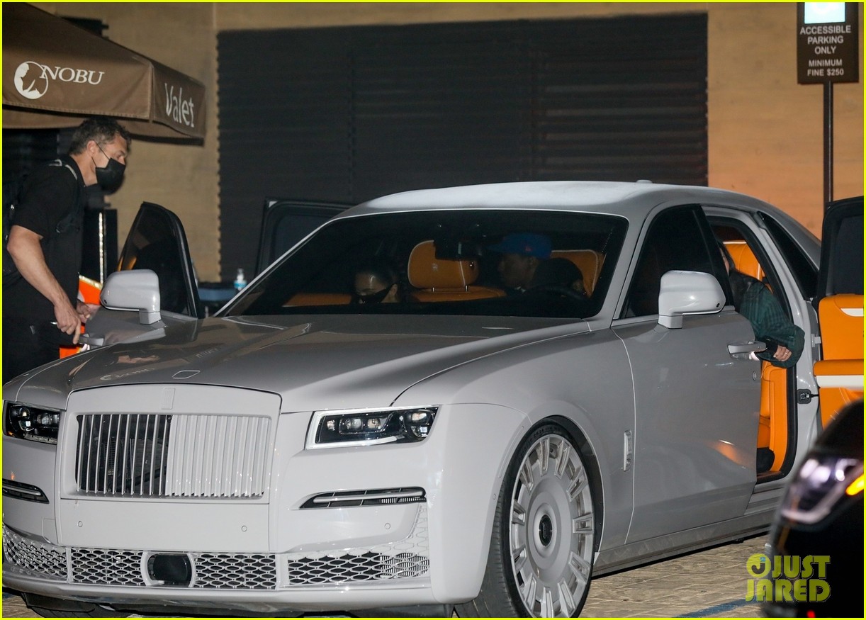 Kim Kardashian & Kanye West Grab Dinner with Friends at Nobu: Photo