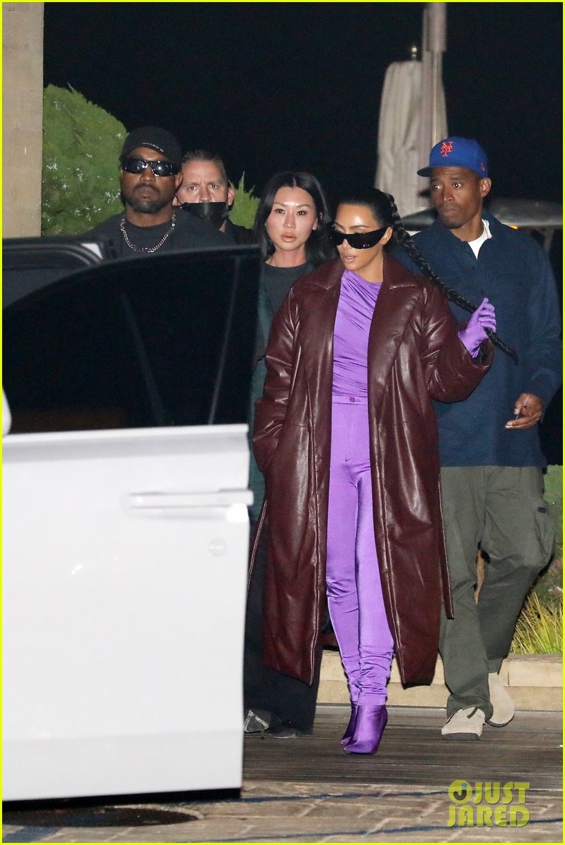 Kim Kardashian & Kanye West Grab Dinner with Friends at Nobu: Photo
