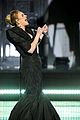 adele wows in black gown one night only special 03