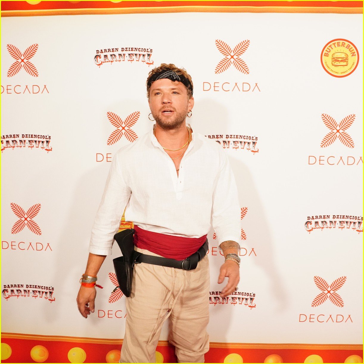 Ryan Phillippe, Doja Cat, & More Stars Attend Alessandra Ambrosio's