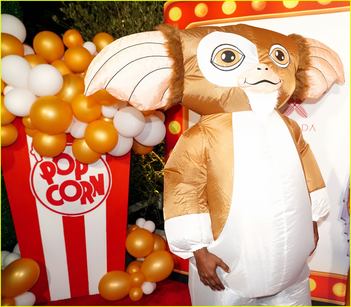 Ryan Phillippe, Doja Cat, & More Stars Attend Alessandra Ambrosio's