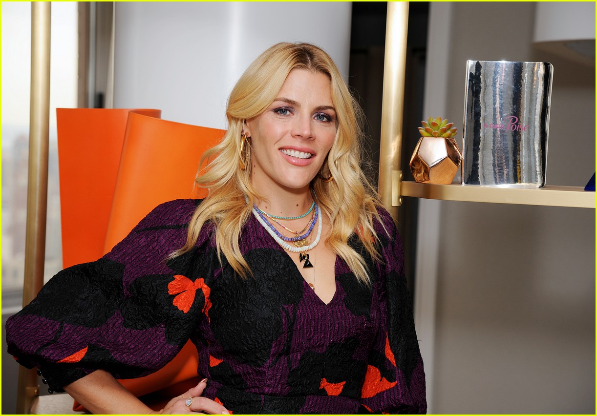 busy philipps on birdie coming out as nonbinary 024667769
