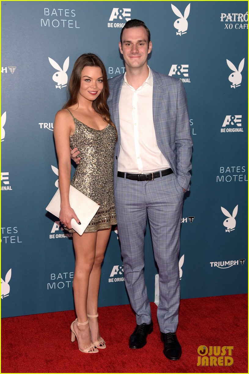 Harry Potter's Scarlett Byrne Is Expecting Twins with Husband Cooper