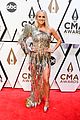 carrie underwood mike fisher cma awards 10