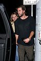 chris and liam hemsworth grab dinner with their family 04