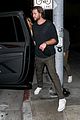 chris and liam hemsworth grab dinner with their family 23