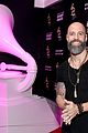 chris daughtry mourns death of daughter hannah 09